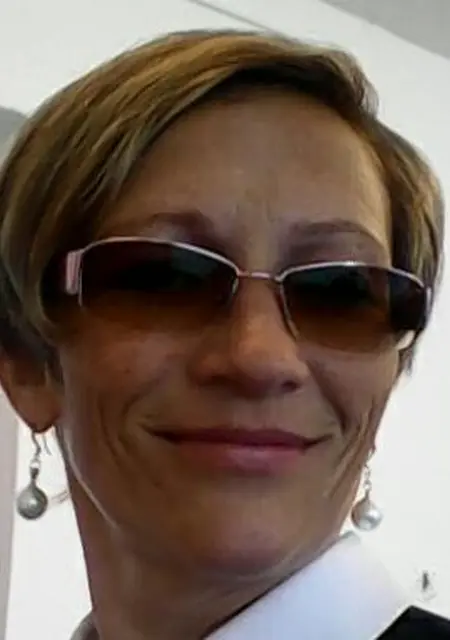 Юличка Киска из Хабаровска, ищу на сайте знакомства на одну ночь