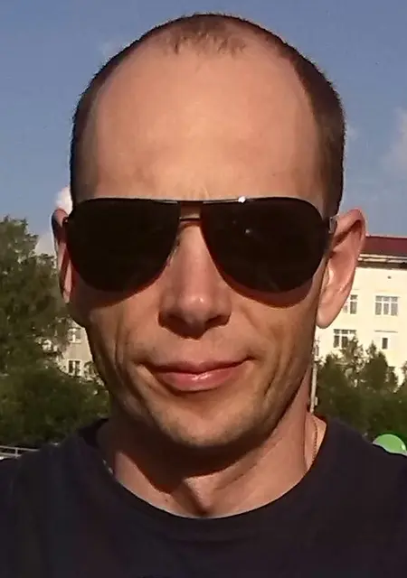 Artem из Кирова, ищу на сайте знакомства без обязательств