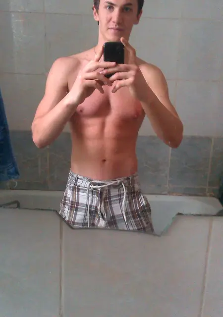 Юрий из Россоши, ищу на сайте знакомства без обязательств