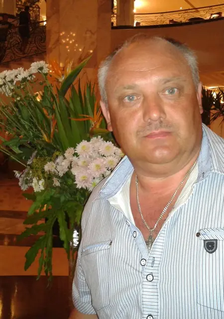 Я Александр, 58, знакомлюсь без обязательств в Торжке