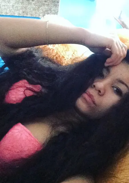 Ника из Евпатории, мне 27, познакомлюсь для общения