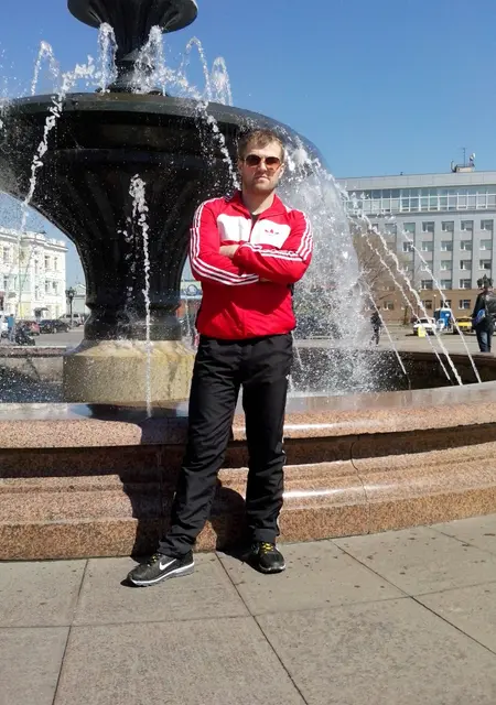 Я Влад, 39, из Уссурийска, ищу знакомства без обязательств