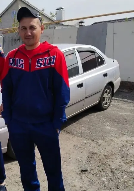 Я Руслан, 35, из Алексина, ищу знакомства на одну ночь