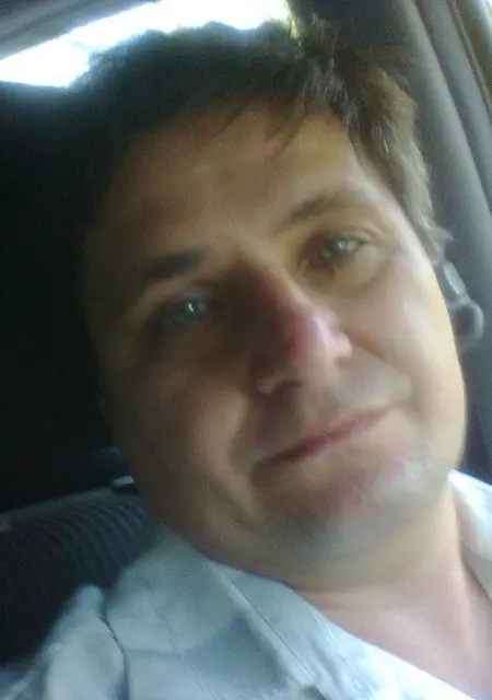 Алекс из Шахт, ищу на сайте знакомства на одну ночь