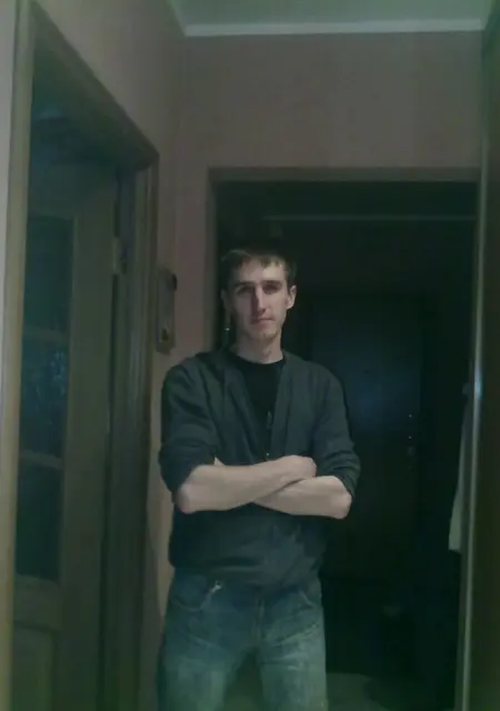 Я Vladimir, 40, из Лобни, ищу знакомства без обязательств