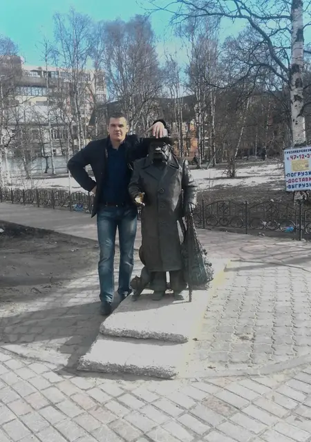 Я Михаил, 49, из Мирного, ищу знакомства без обязательств