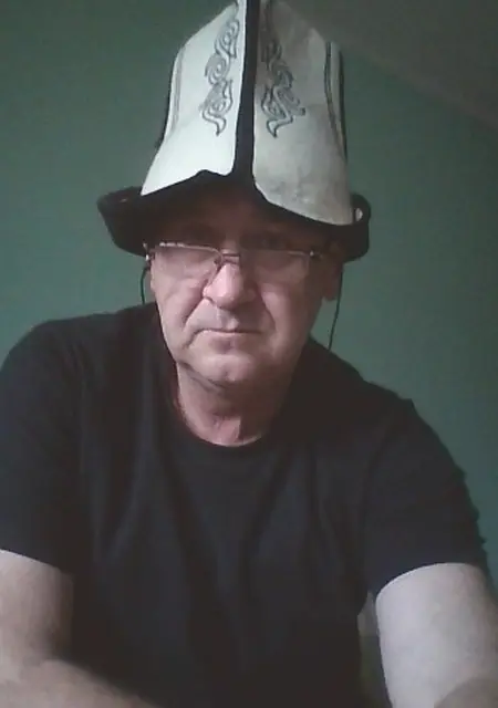 Я Егор, 62, знакомлюсь на одну ночь в Лермонтове