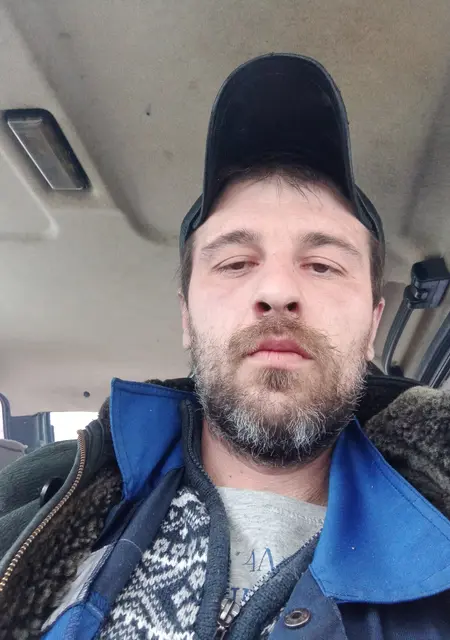 Я Николай, 41, знакомлюсь на одну ночь в Воронеже