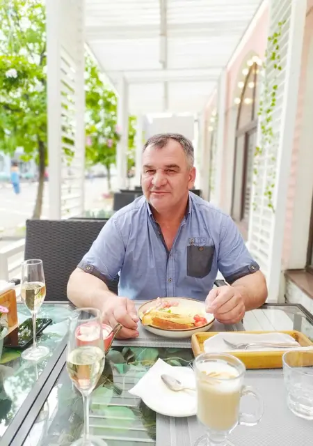 Я Альберт, 55, из Ярославля, ищу знакомство для дружбы