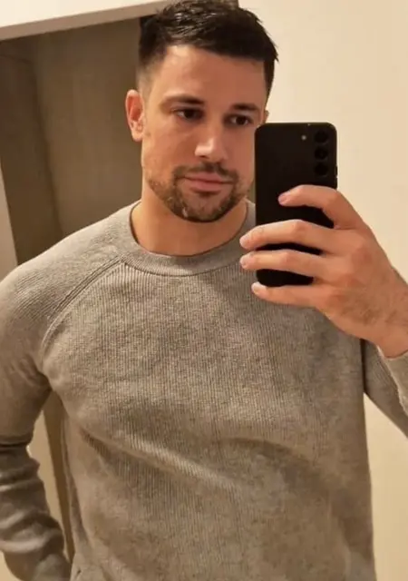 Я Паша, 43, из Красноярска, ищу знакомства на одну ночь