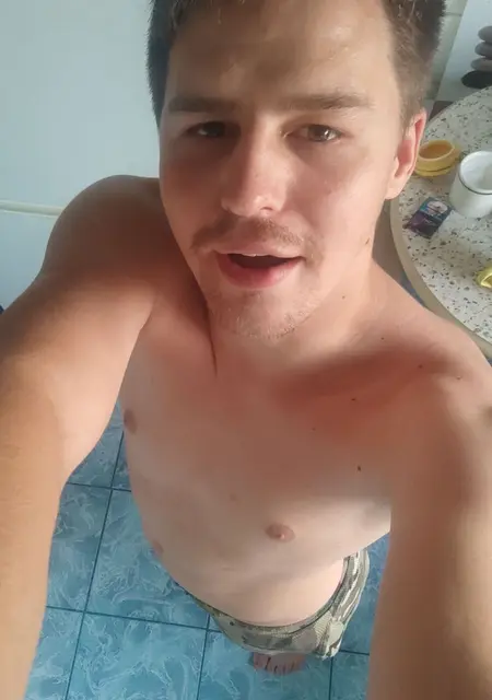 Я Анатолий, 25, из Твери, ищу знакомство для приятного времяпровождения