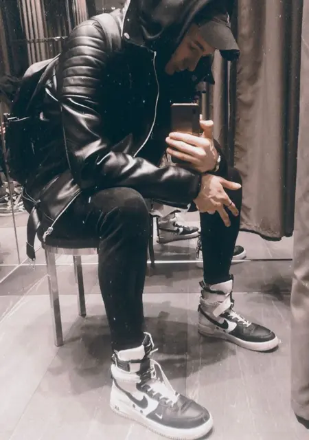 Я Max, 28, знакомлюсь без обязательств в Москве