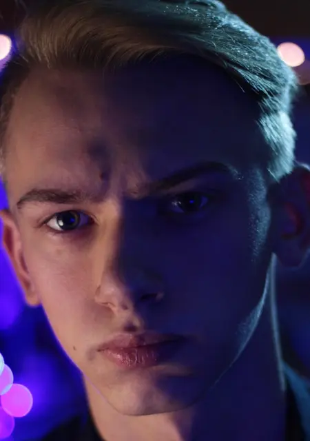 Я Глеб, 21, из Твери, ищу знакомство для постоянных отношений