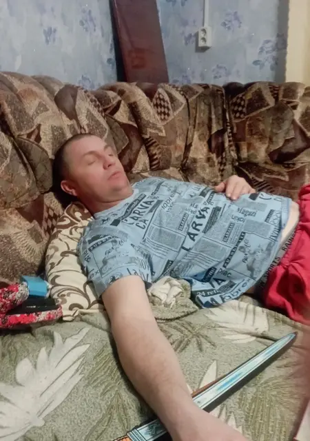 Алексей из Твери, мне 46, познакомлюсь без обязательств