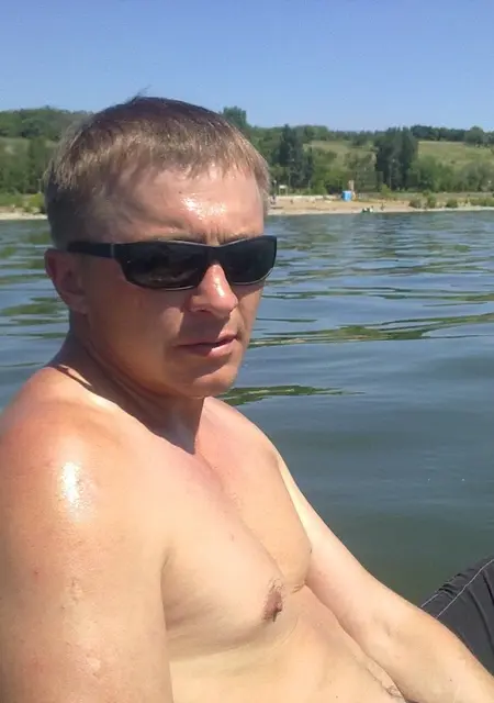 Я Алексей, 48, знакомлюсь без обязательств в Тольятти
