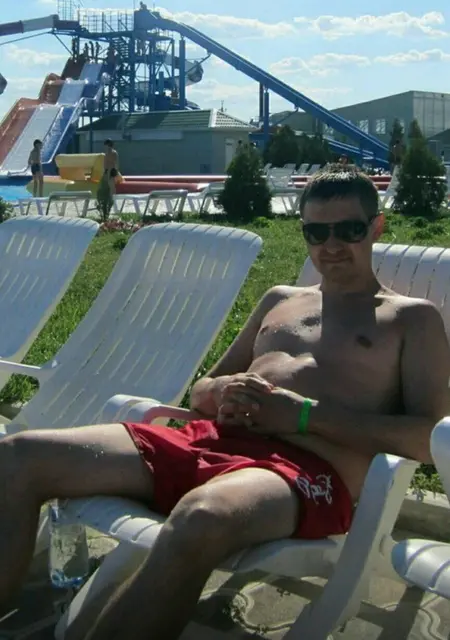 Я Денис, 48, знакомлюсь для приятного времяпровождения в Энгельсе