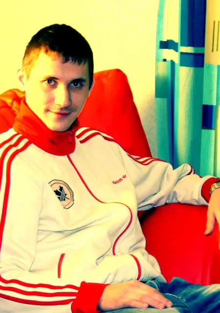 Антон из Бора, мне 38, познакомлюсь на одну ночь