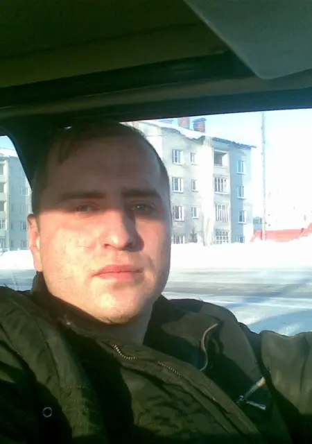 Евгений из Емвы, ищу на сайте знакомства без обязательств