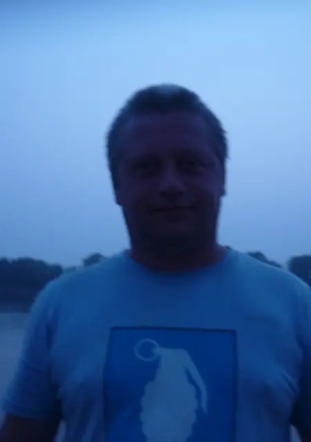 Я Александр, 47, из Зеленограда, ищу знакомства без обязательств