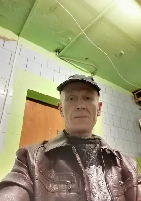 Владимир из Подольска, мне 51, познакомлюсь для общения
