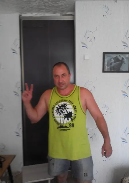 Дмитрий из Череповца, ищу на сайте знакомства на одну ночь