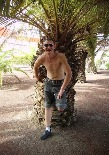 Руслан из Калининграда, ищу на сайте вирта