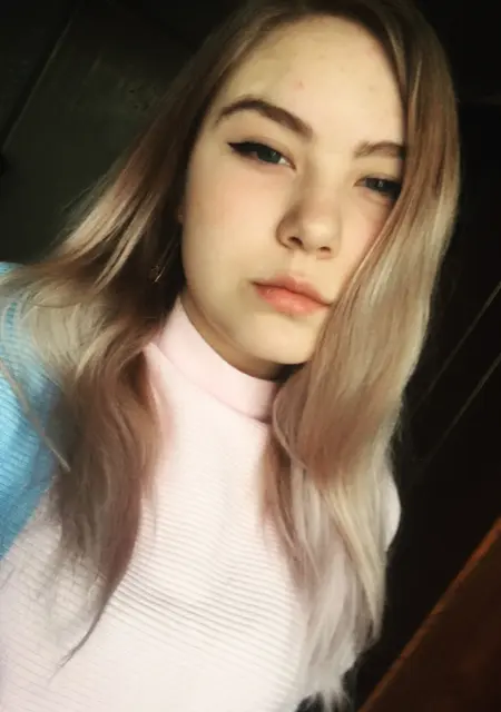 Ирина из Екатеринбурга, мне 24, познакомлюсь для постоянных отношений