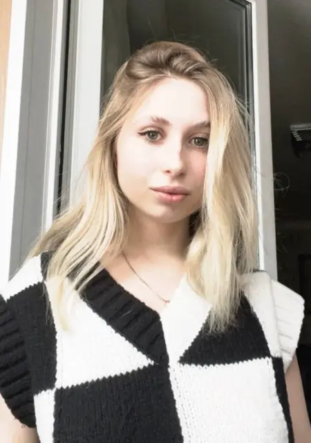 Яна из Красноярска, мне 21, познакомлюсь для вирта