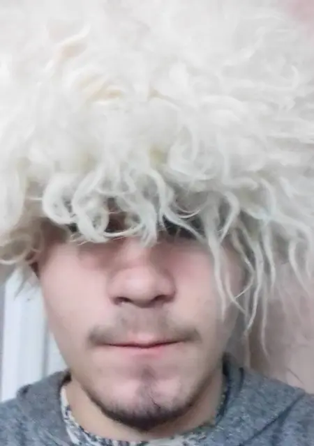 Я Андрей, 18, знакомлюсь без обязательств в Санкт-Петербурге