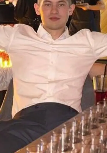 Я Максим, 21, знакомлюсь без обязательств в Москве