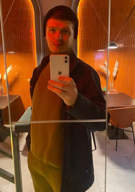 Владислав из Ухты, ищу на сайте вирта