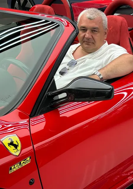 Я Radik, 39, знакомлюсь для совместных путешествий в Уфе