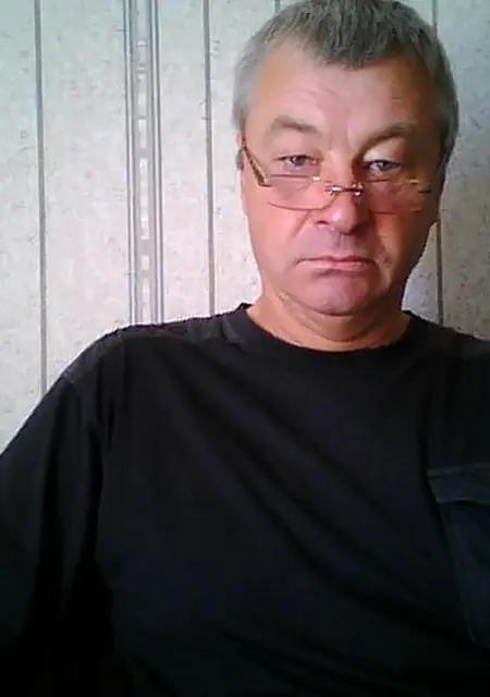 Евгений из Хабаровска, ищу на сайте знакомства на одну ночь