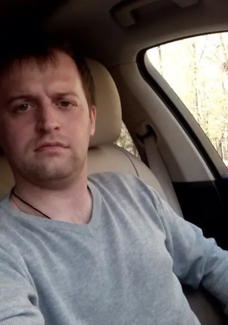 Я Евгений, 38, из Старощербиновской, ищу знакомства без обязательств