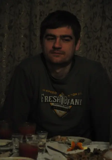 Евгений из Каменского, ищу на сайте знакомства на одну ночь