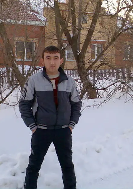 Я Sanya, 34, знакомлюсь на одну ночь в Киржаче