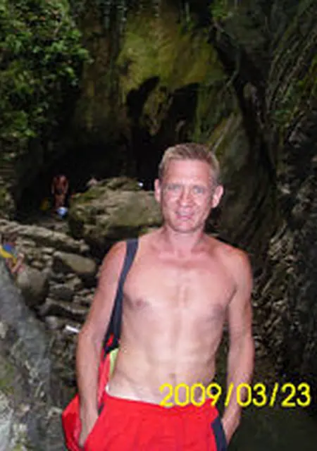 Я Михаил, 53, из Дубны, ищу знакомства на одну ночь