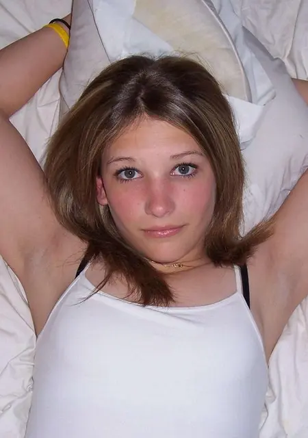 Валерия из Топков, мне 23, познакомлюсь для общения