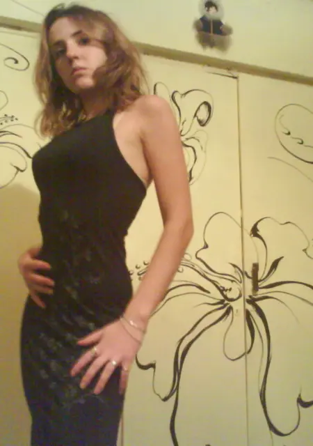 Я Анжела, 24, из Урмаров, ищу знакомство для постоянных отношений