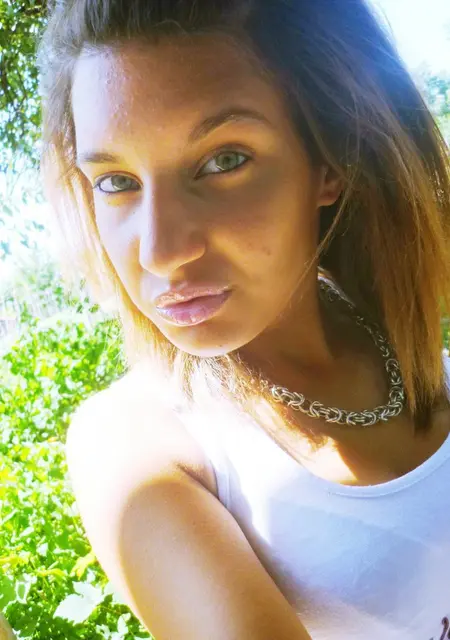 Я Эльвира, 20, из Талдома, ищу знакомства без обязательств