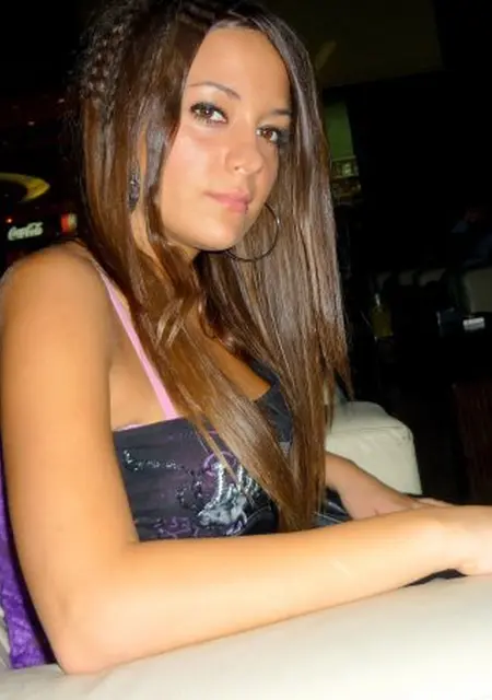 Алиса из Ванина, ищу на сайте общение