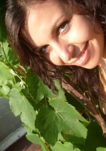 Варвара из Цементного, ищу на сайте постоянные отношения