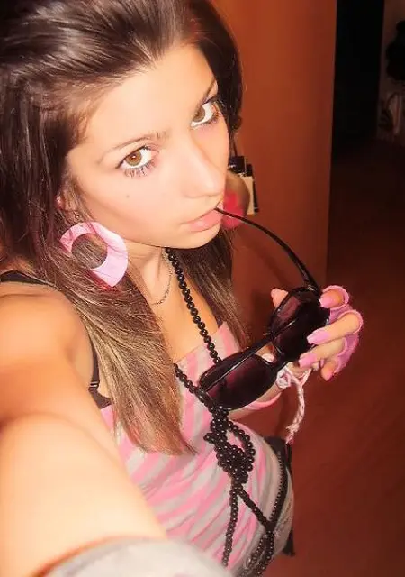 Вероника из Оренбурга, ищу на сайте знакомства без обязательств