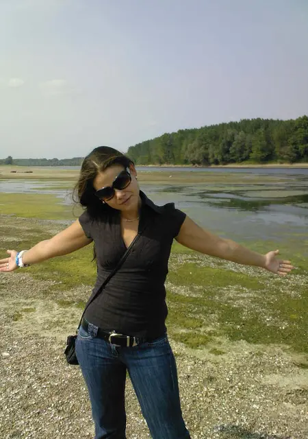 Я Инна, 25, знакомлюсь для дружбы в Афипском