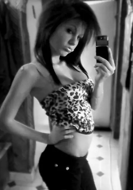 Руслана из Рынков, мне 19, познакомлюсь для общения