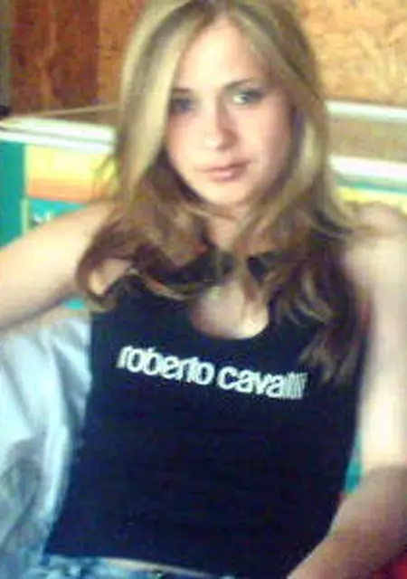 Я Анна, 25, из Великого Новгорода, ищу знакомства без обязательств