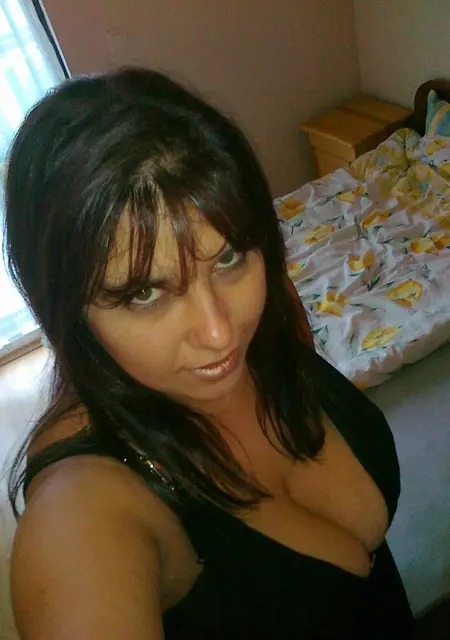 Лариса из Березовского, мне 25, познакомлюсь на одну ночь