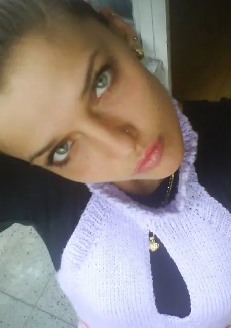 Олеся из Арти, мне 21, познакомлюсь на одну ночь