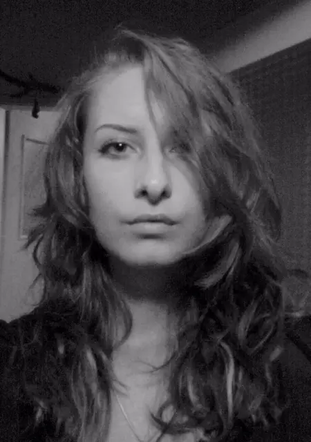 Я Злата, 20, из Кедрового, ищу знакомство для дружбы