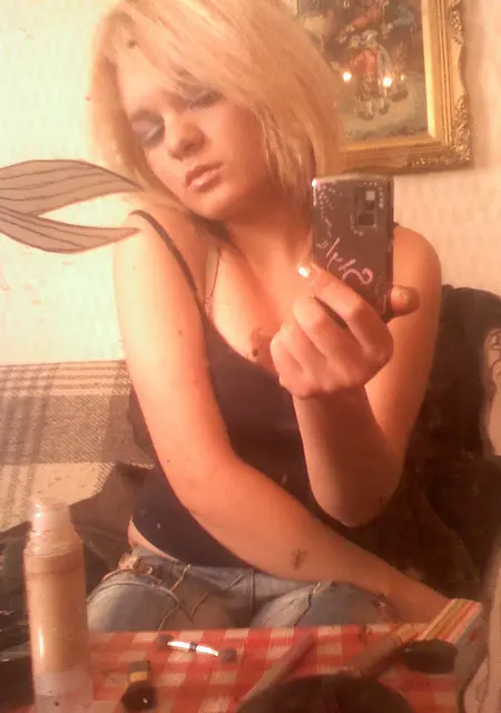 Анастасия из Ладушкина, ищу на сайте постоянные отношения